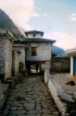 Architektura poznamenaná tibetským vlivem v Khali Gandaki